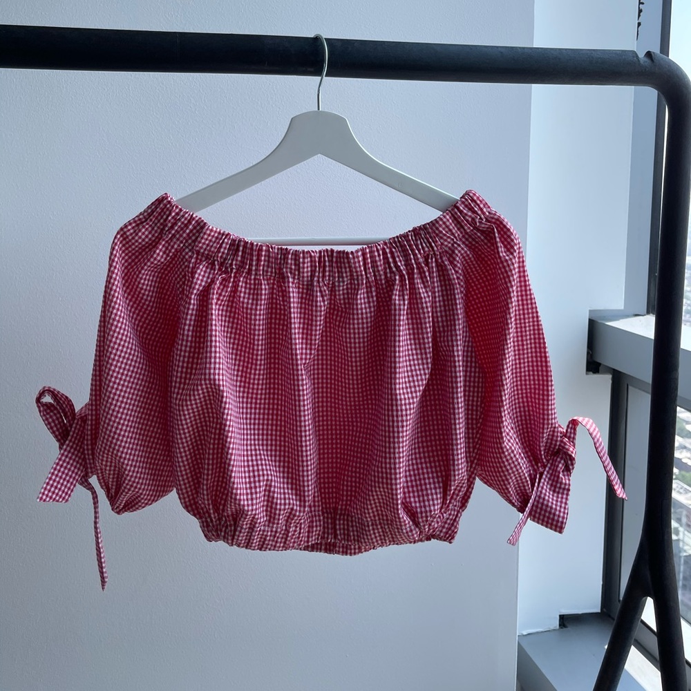 Zara Off Shoulder Crop top